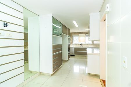 Cozinha de apartamento para alugar com 4 quartos, 223m² em Jardim Marajoara, São Paulo