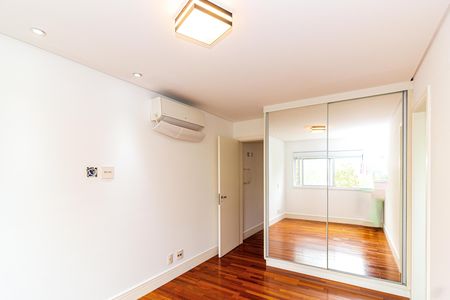 Apartamento para alugar com 223m², 4 quartos e 2 vagasSuíte 3