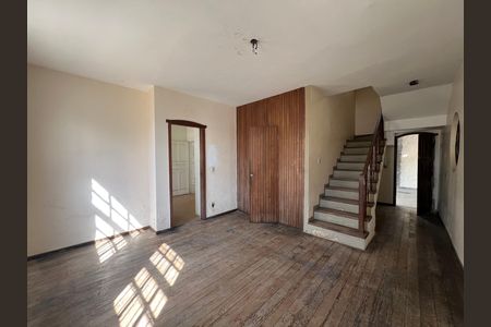 Casa para alugar com 214m², 4 quartos e 4 vagas Casa para alugar com 214m², 4 quartos e 4 vagasSala 2