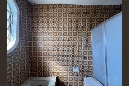 Banheiro Social de casa para alugar com 4 quartos, 214m² em São José, Belo Horizonte