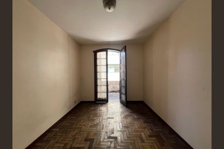 Casa para alugar com 214m², 4 quartos e 4 vagas Casa para alugar com 214m², 4 quartos e 4 vagasQuarto 3