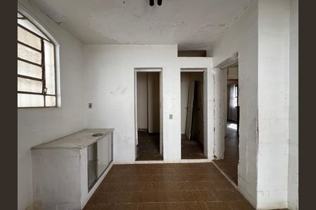 Casa para alugar com 214m², 4 quartos e 4 vagas Casa para alugar com 214m², 4 quartos e 4 vagasÁrea de Serviço