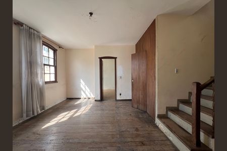 Casa para alugar com 214m², 4 quartos e 4 vagas Casa para alugar com 214m², 4 quartos e 4 vagasSala 2