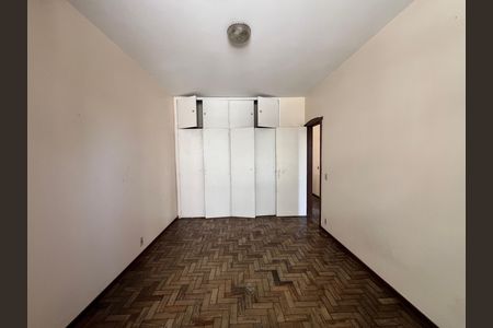 Casa para alugar com 214m², 4 quartos e 4 vagas Casa para alugar com 214m², 4 quartos e 4 vagasQuarto 3