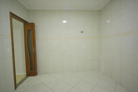 Casa para alugar com 190m², 2 quartos e 2 vagasCozinha 