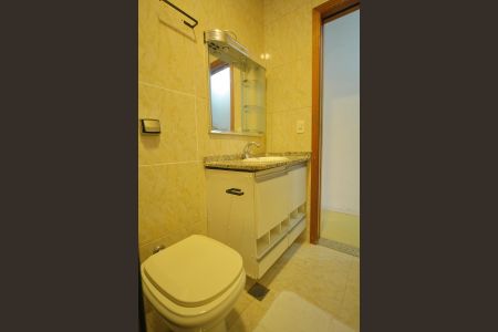 Casa para alugar com 190m², 2 quartos e 2 vagasBanheiro 
