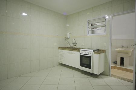 Casa para alugar com 190m², 2 quartos e 2 vagasCozinha 