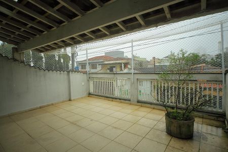 Casa para alugar com 190m², 2 quartos e 2 vagasVaranda Quarto 1 