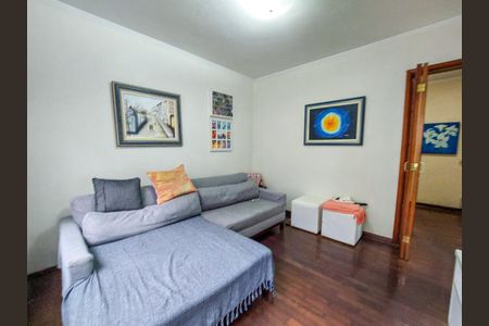 Casa para alugar com 180m², 4 quartos e 4 vagasSala