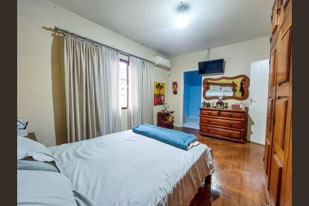Casa para alugar com 180m², 4 quartos e 4 vagasSuíte
