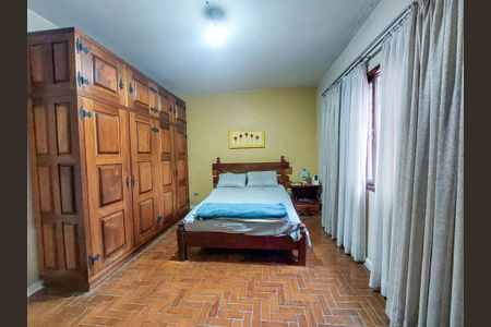 Casa para alugar com 180m², 4 quartos e 4 vagasSuíte