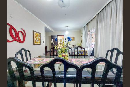 Casa para alugar com 180m², 4 quartos e 4 vagasSala 2
