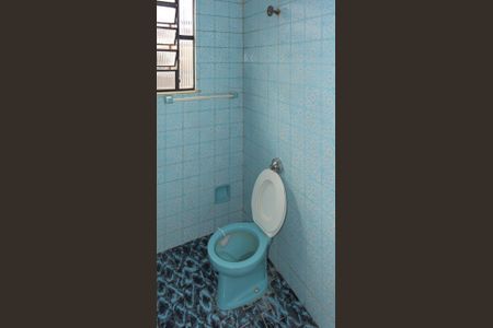 Banheiro social de casa para alugar com 2 quartos, 60m² em Taquara, Rio de Janeiro