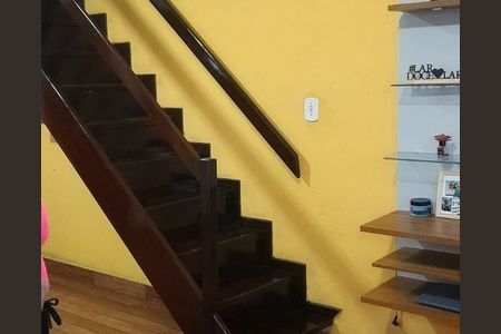 Sala de casa de condomínio para alugar com 2 quartos, 60m² em Palmeiras, Cabo Frio