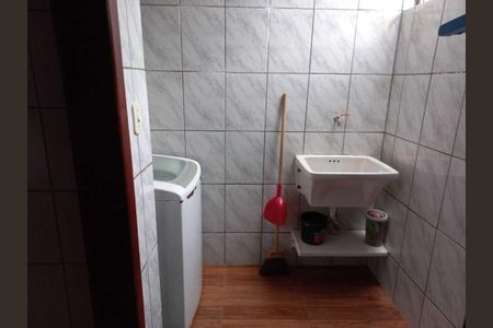 Casa de condomínio para alugar com 60m², 2 quartos e 1 vagaÁrea de serviço