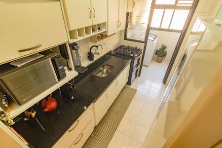 Apartamento à venda com 60m², 2 quartos e 1 vaga