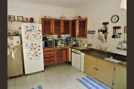Casa à venda com 3 quartos, 152m² em Vila Anglo Brasileira, São Paulo