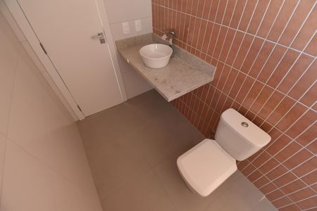 Casa de condomínio à venda com 152m², 3 quartos e 2 vagasBanheiro da Suíte 2