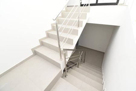 Casa de condomínio à venda com 152m², 3 quartos e 2 vagasEscadas