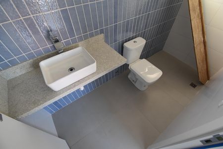 Casa de condomínio à venda com 152m², 3 quartos e 2 vagasBanheiro da Suíte 3
