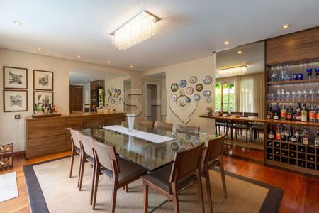 Casa à venda com 3 quartos, 450m² em Vila Albertina, São Paulo
