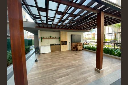 Área externa de apartamento para alugar com 2 quartos, 42m² em Irajá, Rio de Janeiro
