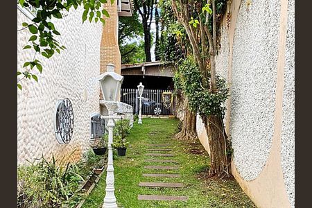 Casa à venda com 4 quartos, 542m² em Vila Albertina, São Paulo