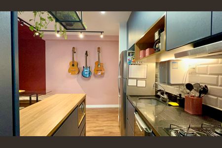 Cozinha de apartamento para alugar com 1 quarto, 69m² em Sumaré, São Paulo