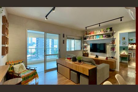 Apartamento à venda com 69m², 1 quarto e 1 vaga Apartamento à venda com 69m², 1 quarto e 1 vagaSala