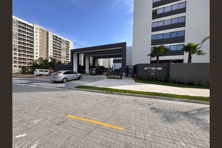 Apartamento para alugar com 55m², 2 quartos e 1 vaga Apartamento para alugar com 55m², 2 quartos e 1 vagaFachada