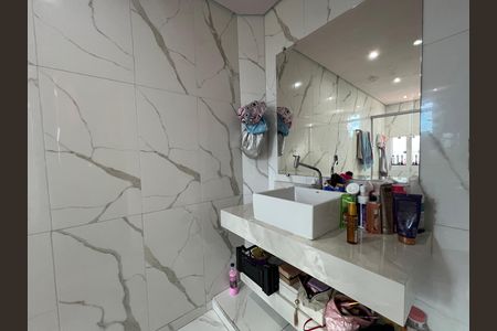 Casa à venda com 4 quartos, 150m² em Estrela Dalva, Contagem