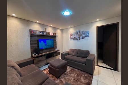 Casa à venda com 4 quartos, 150m² em Estrela Dalva, Contagem