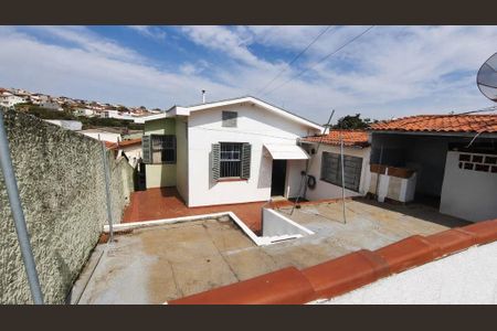 Casa à venda com 223m², 4 quartos e 1 vaga