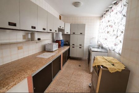 Casa à venda com 4 quartos, 223m² em Jardim Leonor, Campinas