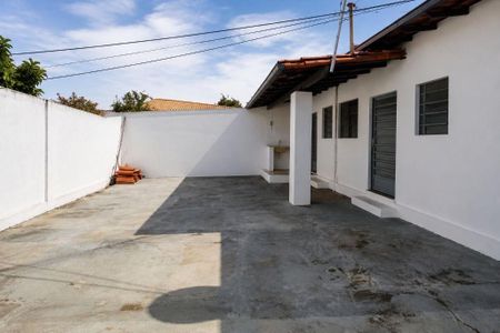 Casa à venda com 223m², 4 quartos e 1 vaga