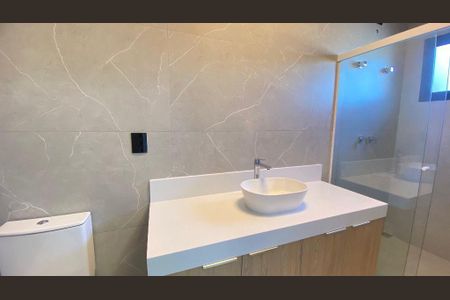 Casa à venda com 4 quartos, 245m² em Vila Pagano, Valinhos