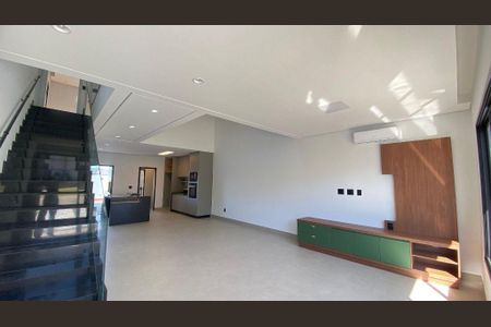 Casa à venda com 4 quartos, 245m² em Vila Pagano, Valinhos