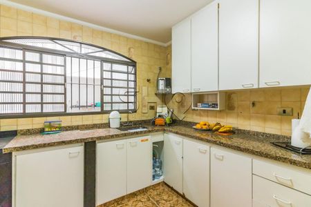 Casa à venda com 3 quartos, 125m² em Vila Basileia, São Paulo