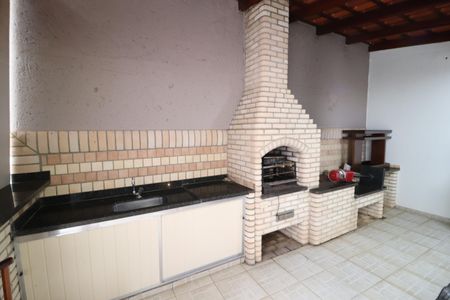 Casa para alugar com 250m², 3 quartos e 4 vagasVaranda