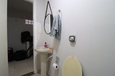 Casa para alugar com 250m², 3 quartos e 4 vagasBanheiro Social 1