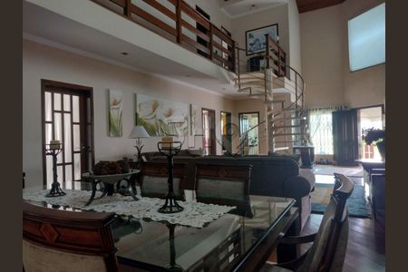 Casa à venda com 3 quartos, 405m² em Vila Albertina, São Paulo