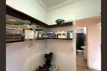Quartinho de apartamento à venda com 2 quartos, 66m² em Floresta, Belo Horizonte