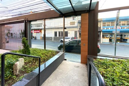 Entrada de apartamento à venda com 2 quartos, 66m² em Floresta, Belo Horizonte