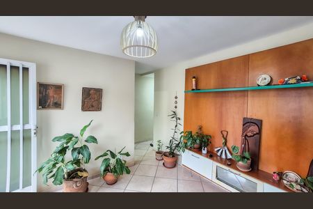 Apartamento para alugar com 75m², 3 quartos e 1 vaga Apartamento para alugar com 75m², 3 quartos e 1 vagaSala