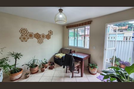 Sala de apartamento para alugar com 3 quartos, 75m² em Irajá, Rio de Janeiro
