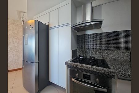 Apartamento para alugar com 70m², 2 quartos e 2 vagasCozinha