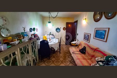 Casa à venda com 8 quartos, 328m² em Vila Mariana, São Paulo