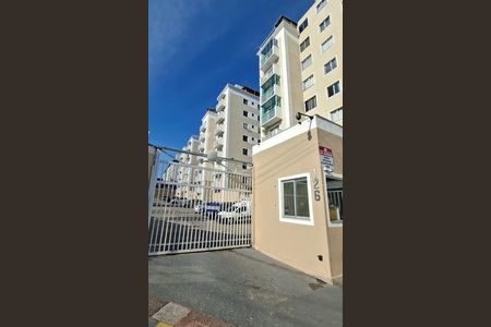 Apartamento para alugar com 62m², 2 quartos e 1 vagaFachada