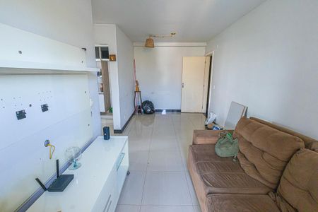 sala de apartamento para alugar com 2 quartos, 62m² em Parque São Pedro, Belo Horizonte