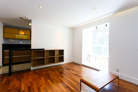 Apartamento para alugar com 105m², 3 quartos e 2 vagas Apartamento para alugar com 105m², 3 quartos e 2 vagasSala